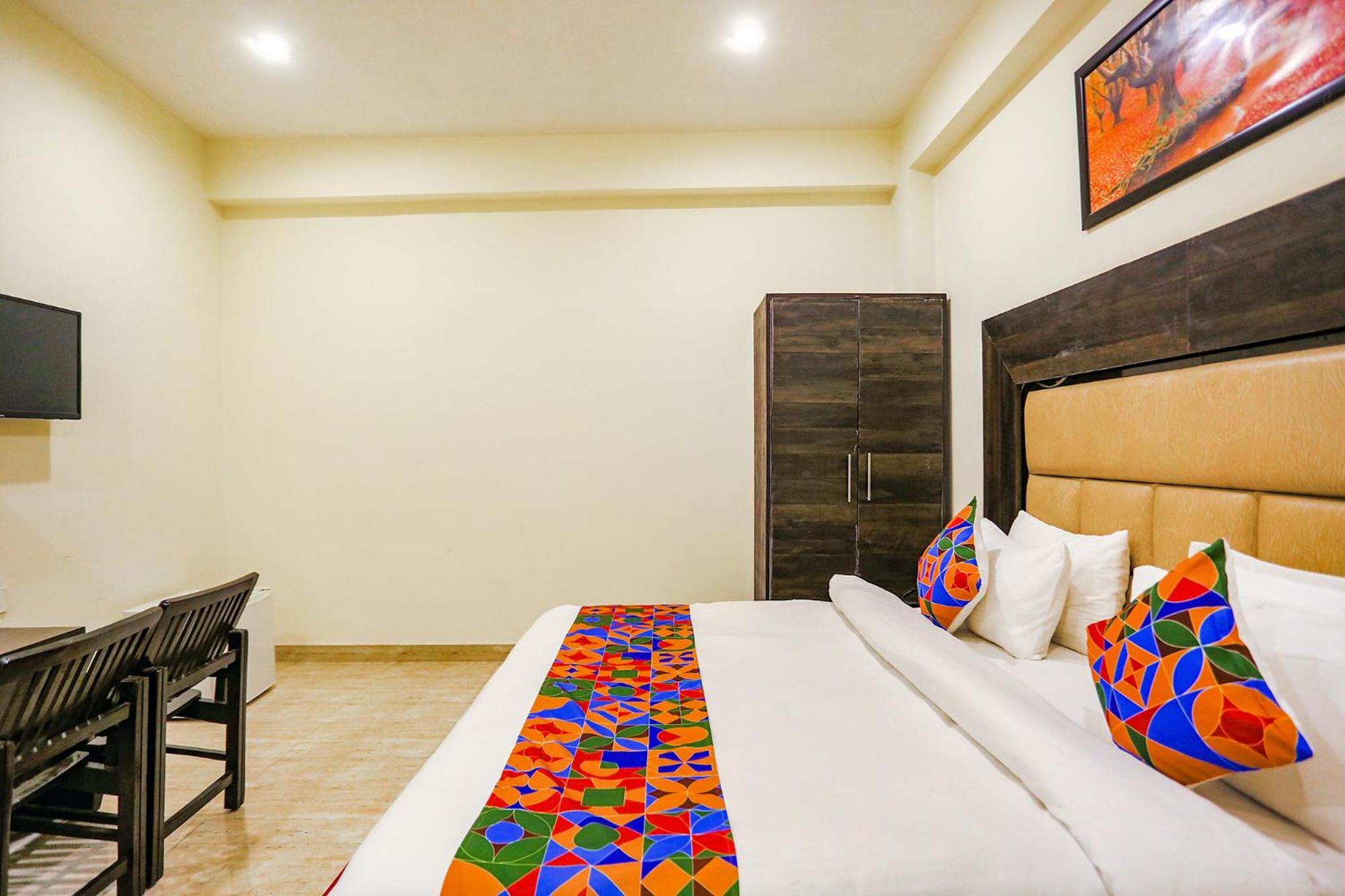 Fabhotel The Kiara Near Igi Delhi Airport New Delhi Exterior foto